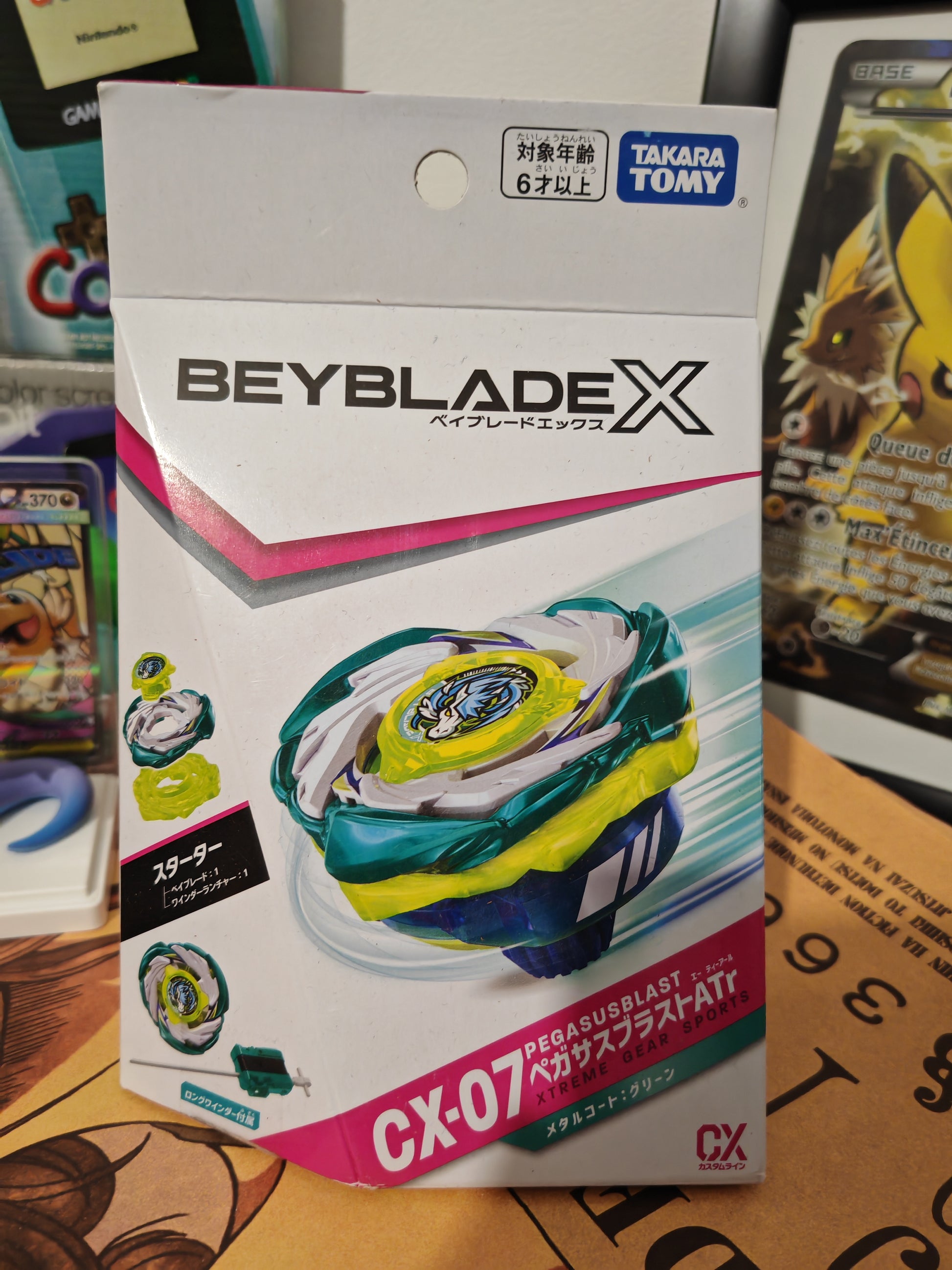 Takara Tomy Beyblade X – CX-07 Starter PegasusBlast Atr (Toupie d’attaque récente, édition 2025)